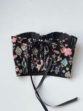 Load image into Gallery viewer, CURVE LACE (Black Color)