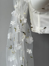 Load image into Gallery viewer, DAISY (size S to 3XL)