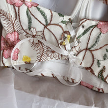 Load image into Gallery viewer, MALEE (size S to 3XL) Pre order