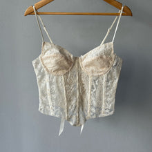 Load image into Gallery viewer, DAHLIA
